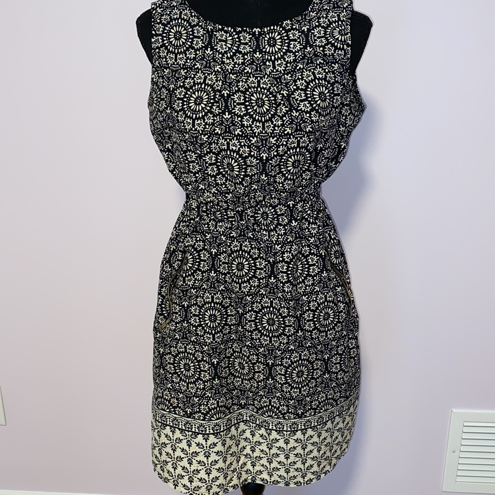 Geometric Floral Shapes Ombré Abstract Pattern Dress Flattering Super Light